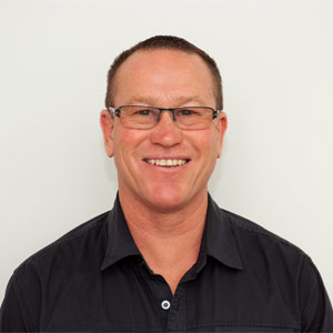 Warren Eade