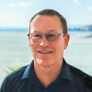 Warren Eade